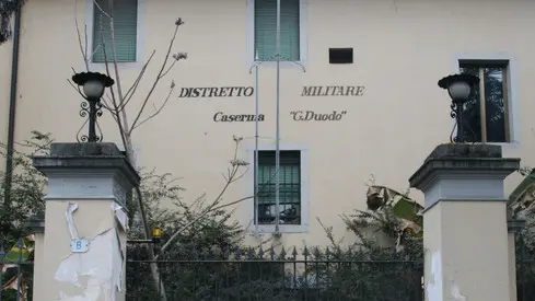 ANTEPRIMA la caserma DUODO , sede del giardino botanico tropicale più rigoglioso della regione