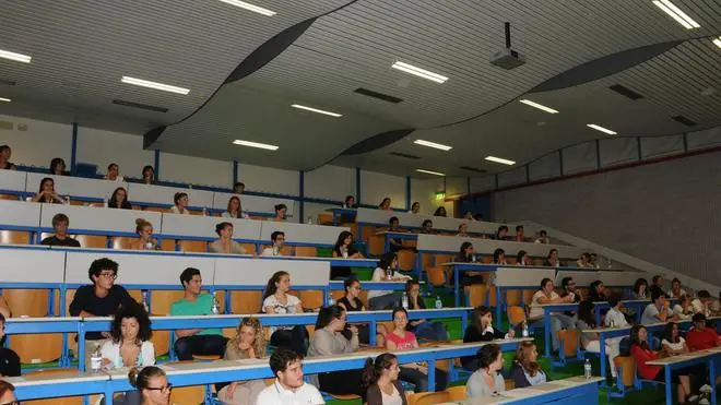 Udine 04 settembre 2012 prove di medicina copyright Petrussi pressTurco