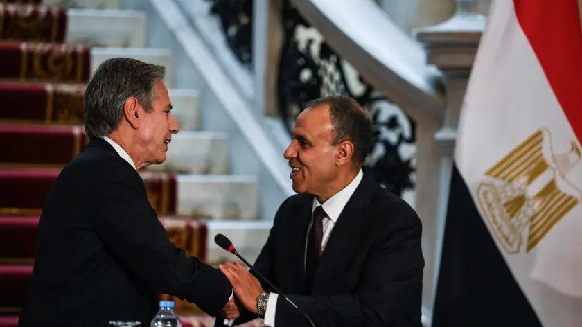 epa11611562 US Secretary of State Antony Blinken (L) shakes hands with his Egyptian counterpart Badr Abdelatty (R) during a press conference in Cairo, Egypt, 18 September 2024. US State Department Spokesperson Matthew Miller on 17 September said the US was 'not involved' and 'not aware' in advance of the incident of exploding pagers in Lebanon. Lebanon's state news agency reported on 17 September that 'multiple wireless communication devices (pagers) were detonated using advanced technology.' Health Minister stated that over 2,500 people had been hurt and at least eight people had died. Blinken arrived in Egypt on a planned visit to co-chair the opening of the US-Egypt Strategic Dialogue and meet with Egyptian officials to discuss ongoing efforts to reach a ceasefire in EPA/MOHAMED HOSSAM