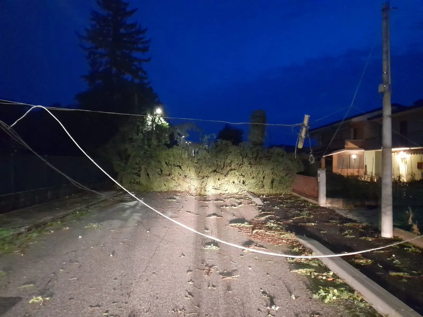 Ecco le immagini dalla Bassa friulana, colpita dall'ondata di maltempo che si è abbattuta sulla regione: le foto da Carlino, San Giorgio di Nogaro e Torviscosa