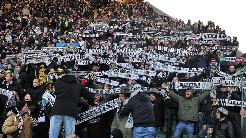 Udine, 15 febbraio 2015 Serie A 2013/2014. 23^ giornata. Stadio Friuli. Udinese vs Lazio. Nella foto: i tifosi dellÕ Udinese. Copyright Foto Petrussi / Ferraro Simone