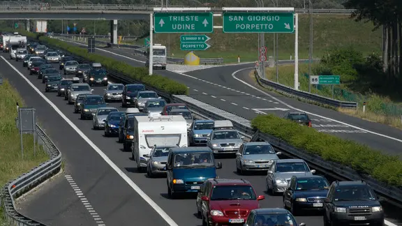 ANTEPRIMA Latisana 21 Luglio 2007 code in autostrada san giorgio-latisana