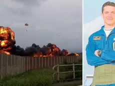 L'esplosione dell'aereo nell'impatto al suolo e il paracadute del pilota che si è salvato lanciandosi pochi istanti prima dello schianto; a destra il maggiore Oscar Del Do'