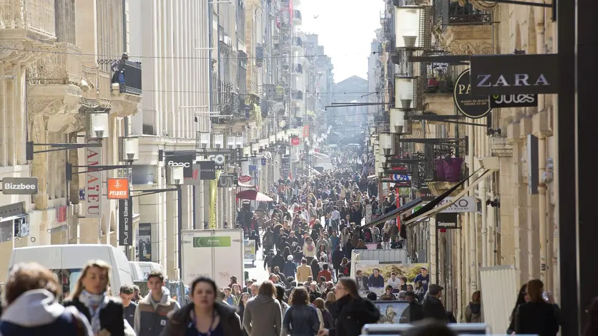 epa05270116 Picture taken on 23 March 2016 of Rue Sainte-Catherine, the main shopping street of Bordeaux, often billed as the longest pedestrian street in Europe, in Bordeaux, France. Bordeaux, a port city on the Garonne River in southwestern France, is world-renowned for its wine, the Bordeaux vineyards, and its classical and neoclassical architecture, that has remained practically unchanged for 200 years. Founded around 300 BC by a Celtic tribe, the city fell under Roman rule around 60 BC, enabling the Romans to plant the first vineyards over 2,000 years ago. Bordeaux will be one of the host cities of the UEFA EURO 2016 soccer championship. EPA/CAROLINE BLUMBERG