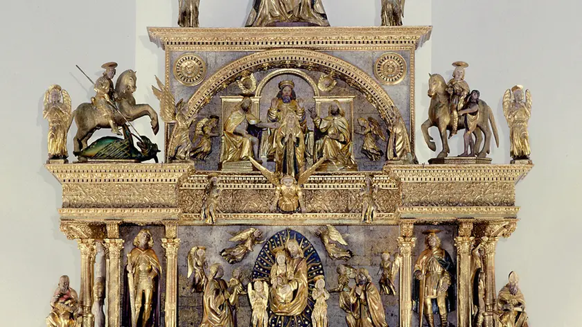 Particolare del prezioso altare ligneo di Giovanni Martini, datato 1525