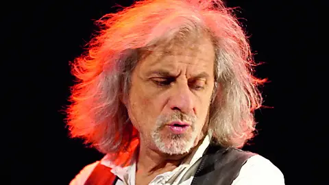 Alessandro Bergonzoni protagonista dei due appuntamenti