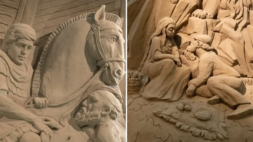 Due immagini delle sculture di sabbia a Lignano Sabbiadoro
