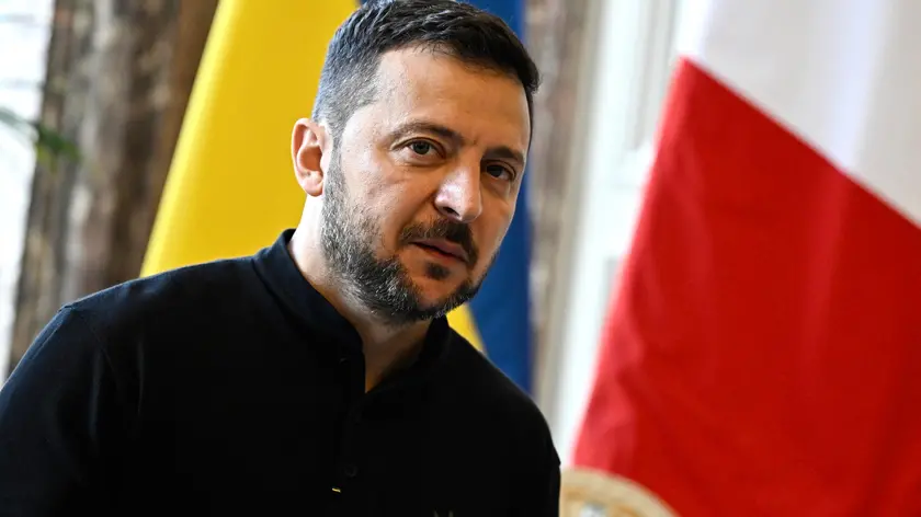 epa11394957 Ukraine's President Volodymyr Zelensky poses prior to his address to the French National Assembly as part of his visit to France, in Paris, France, 07 June 2024. Zelensky arrived in France on 06 June to attend commemorations of the 80th anniversary of D-Day in Normandy. EPA/JULIEN DE ROSA / POOL MAXPPP OUT