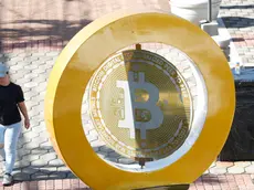 epa11474675 The bitcoin symbol in Plaza San Bartolome in Ilopango, El Salvador, 11 July 2024 (issued 12 July 2024). The adoption of bitcoin as legal tender in El Salvador, a project promoted and promoted by the Government of President Bukele to promote financial inclusion, attract foreign investment and improve the economy, does not convince the majority of the population who refuse to use it on a daily basis almost three years after its validity. EPA/Rodrigo Sura