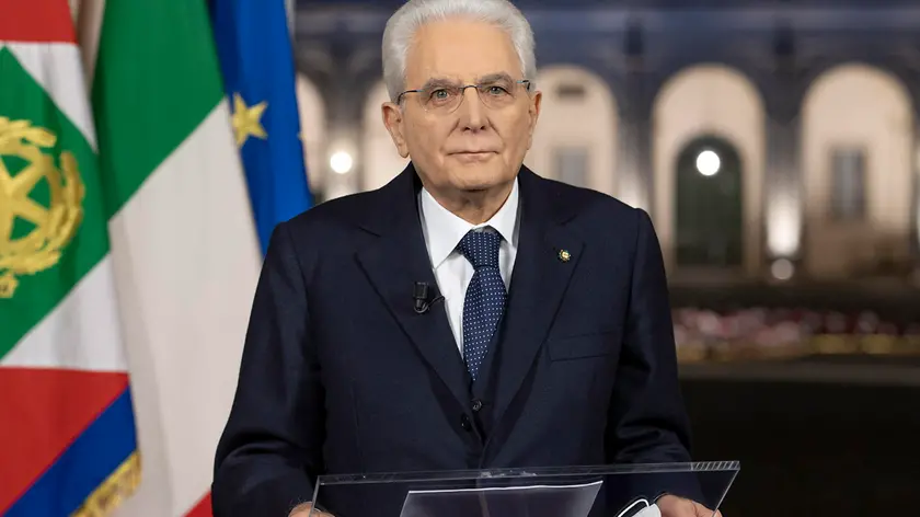 A handout photo made available by the Italian Presidential Press Office shows Italian President Sergio Mattarella during his year-end speech to Italians at Quirinale Palace in Rome, Italy, 31 December 2020. ANSA/PAOLO GIANDOTTI QUIRINALE PRESS OFFICE +++EDITORIAL USE ONLY - NO SALES+++