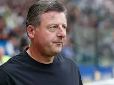 epa11608648 Udinese's coach Kosta Runjaic looks on before the Italian Serie A soccer match Parma Calcio vs Udinese Calcio at Ennio Tardini stadium in Parma, Italy, 16 September 2024. EPA/SERENA CAMPANINI