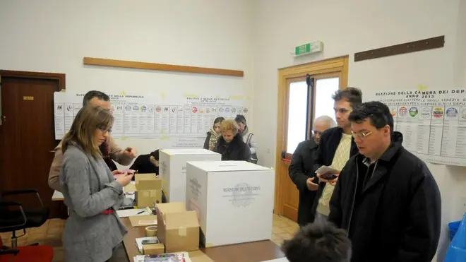 Bumbaca Gorizia 24.02.2013 Elezioni politiche, voto a Gorizia - Fotografia di Pierluigi Bumbaca