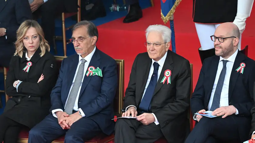 (S-D) La presidente del Consiglio Giorgia Meloni, il presidente del Senato Ignazio La Russa, il presidente della Repubblica Sergio Mattarella e il presidente della Camera, Lorenzo Fontana, durante la Parata militare per la Festa della Repubblica in via dei Fori Imperiali a Roma, 02 giugno 2024. ///// (L-R) Italian Prime Minister Giorgia Meloni, Italian Senate President Ignazio La Russa, Italian President Sergio Mattarella and Italian President of Chambre of Deputies, Lorenzo Fontana, during the military parade for the Republic Day at the Fori Imperiali, Rome, Italy, 02 June 2024. The Feast of the Italian Republic is a national day of celebration established to commemorate the birth of the Italian Republic. It is celebrated every year on 02 June, the date of the institutional referendum of 1946, with the main celebration taking place in Rome. ANSA/CLAUDIO PERI