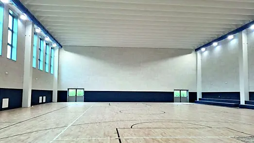 La palestra della Mazzini e, a destra dall’alto, Govetto e Marchiol
