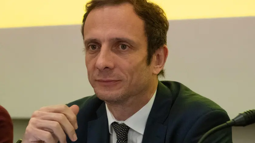 Massimiliano Fedriga, presidente della Conferenza delle Regioni e Province autonome, nel corso della presentazione di 'Selecting Italy - Attrazione investimenti esteri e catene regionali del valore' a Roma, 28 marzo 2024. Investing Italy 2024 si terra' a Trieste l'8 e il 9 aprile prossimi. ANSA/MAURIZIO BRAMBATTI