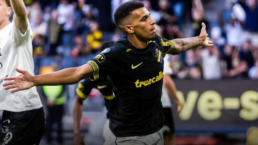 L’angolano di passaporto portoghese Rui Modesto, esterno destro che veste la maglia degli svedesi dell’Aik Solna