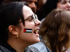 epa11309046 Pro-Palestinian demonstrators gather outside the Sorbonne University, where they tried to set up a protest camp before being evacuated by police in Paris, France, 29 April 2024. More than 34,300 Palestinians and over 1,455 Israelis have been killed, according to the Palestinian Health Ministry and the Israel Defense Forces (IDF), since Hamas militants launched an attack against Israel from the Gaza Strip on 07 October 2023, and the Israeli operations in Gaza and the West Bank which followed it. EPA/MOHAMMED BADRA
