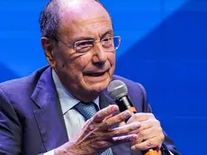 Il presidente della regione Sicilia Renato Schifani nel corso del convegno di Forza Italia, Un futuro di Libertà, Paestum (Salerno) 30 Settembre 20203. ANSA/CESARE ABBATE