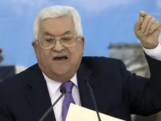 epa06951531 Palestinian President Mahmoud Abbas 'Abu Mazen' delivers a speech during the opening of a two-day convention of the Palestine Liberation Organization (PLO) Central Council, at his presidential compound in the West Bank town of Ramallah, 15 August 2018. EPA/ATEF SAFADI