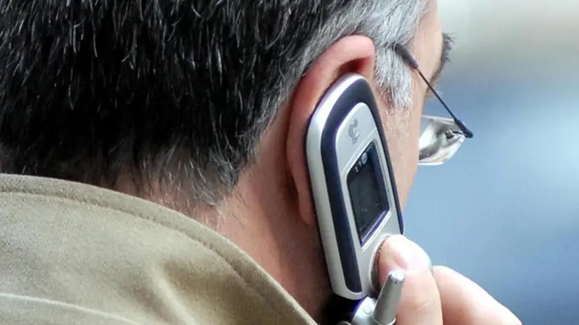 TELEFONIA RICARICHE SENZA TASSA DI TRAFFICO - Fotografo: AZZARI EMMEVI PHOTO