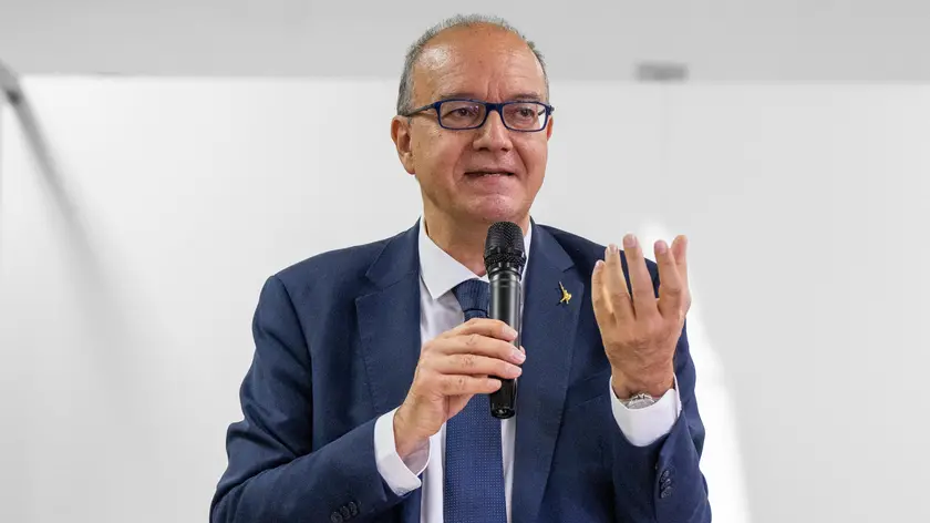 Il ministro dell'Istruzione Giuseppe Valditara visita l'istituto comprensivo Sorelle Agazzi, Milano, 27 maggio 2024. Ansa/Andrea Fasani