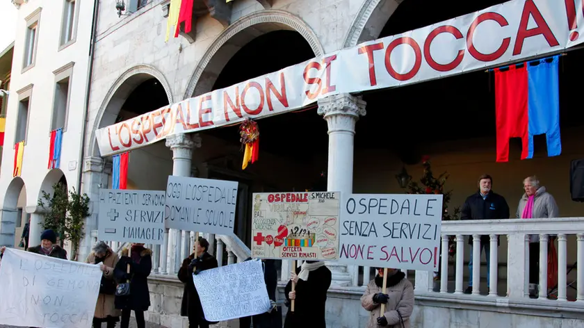 Gemona 6 GENNAIO 2015 protesta ospedale Copyright Petrussi Foto Press