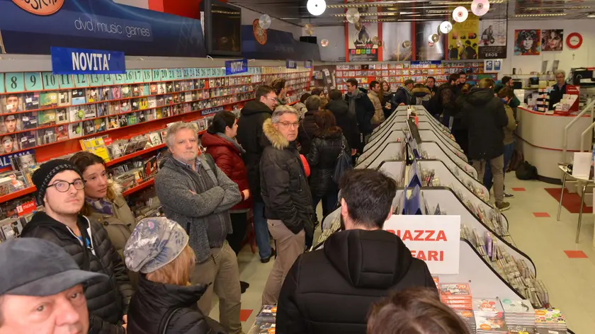 Udine 2 Febbraio 2018 angolo della musica vendita biglietti vasco rossi. Agenzia Petrussi foto Massimo Turco