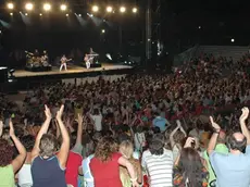 ANTEPRIMA Lignano 19 LUGLIO 2006.i Pooh in concerto all'arena Copyright Massimo Turco Foto Agency Anteprima Udine