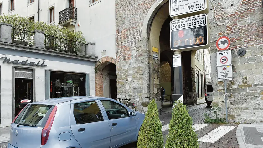 Udine 11 Luglio 2018. Accessi all ZTL da Porta Manin. © Foto Petrussi