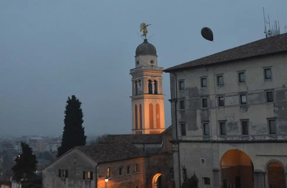 Udine 23 Febbraio 2017 mongolfiera Copyright Petrussi Foto Press Turco Massimo