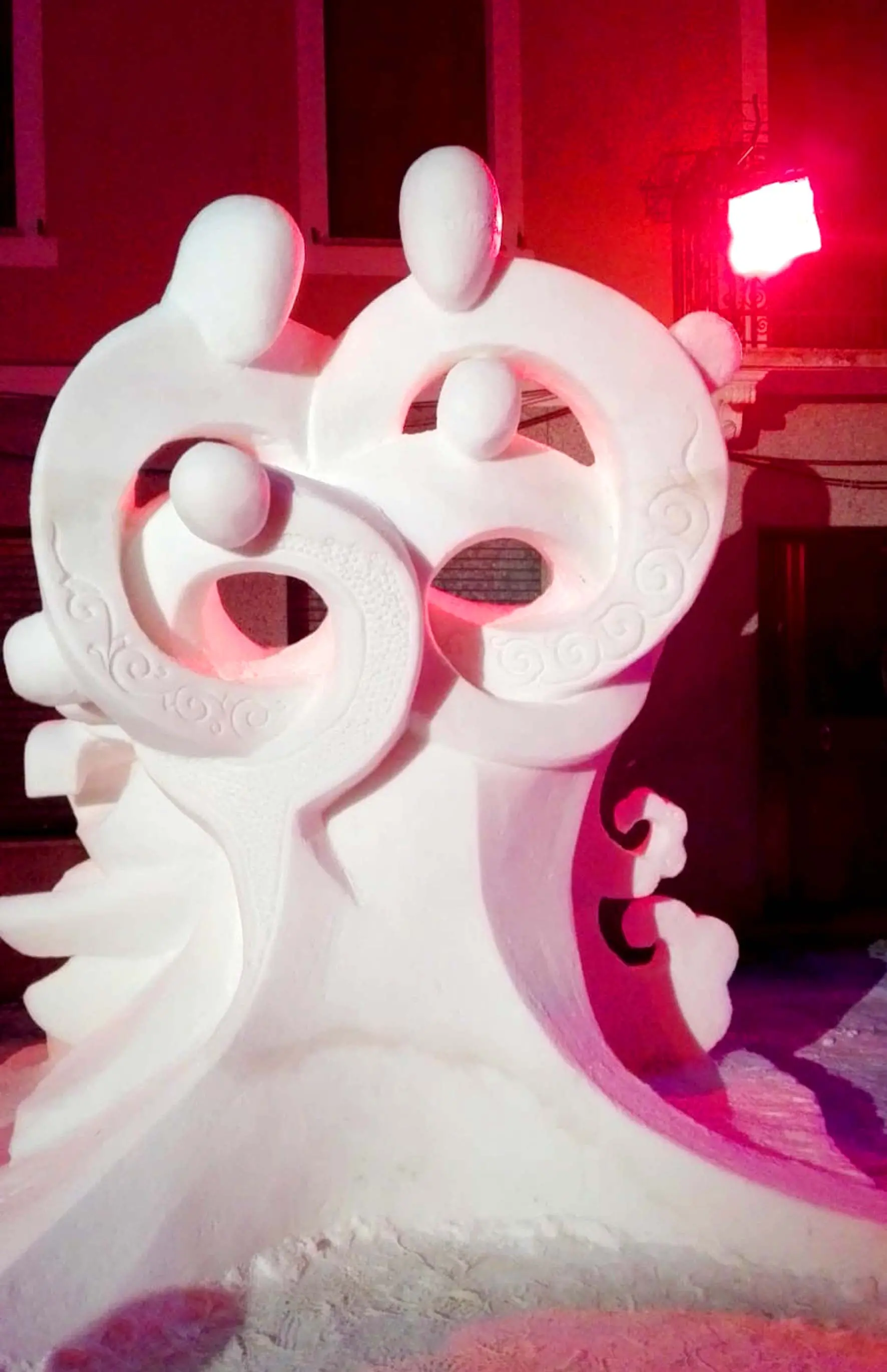 Pontebba 20 gennaio 2019. Sculture di Ghiaccio. Scultura vincitrice La famiglia Team Mongolia. © Foto Petrussi