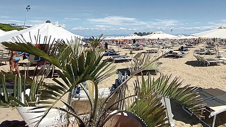 Un tratto di spiaggia a Sabbiadoro, non lontano dalla Terrazza a mare