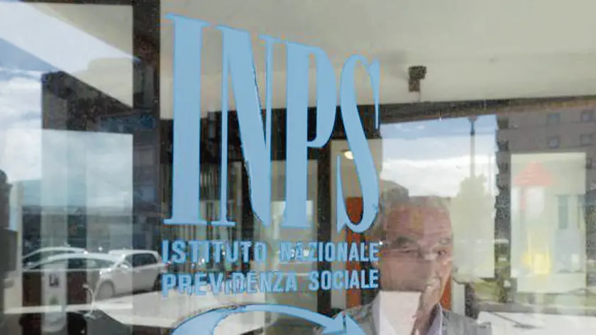 Tre i punti fermi sulle pensioni: conferma di quota 103, introdotta quest’anno, modifiche a Opzione donna e Ape sociale, nodo rivalutazioni e aumento delle minime.