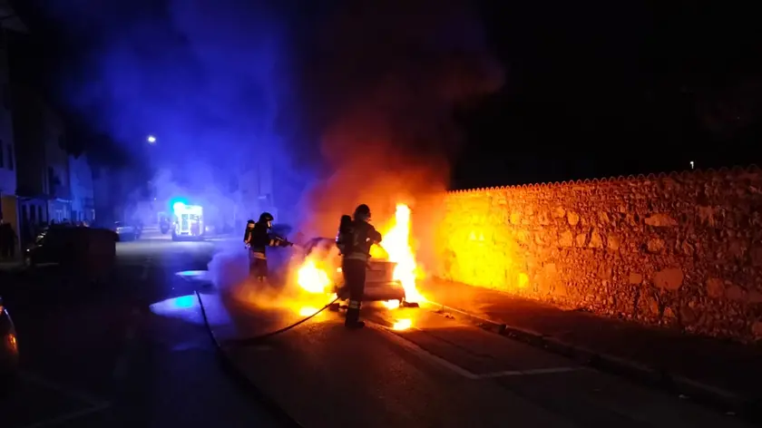Le immagini delle fiamme