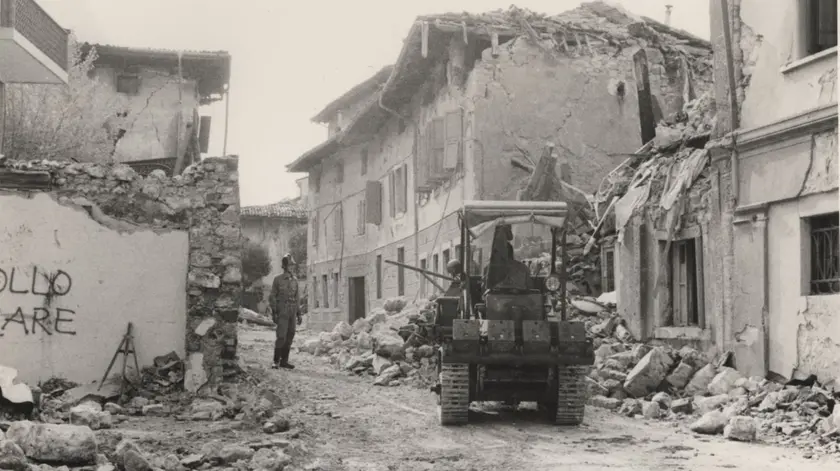 gemona ospedale distrutto