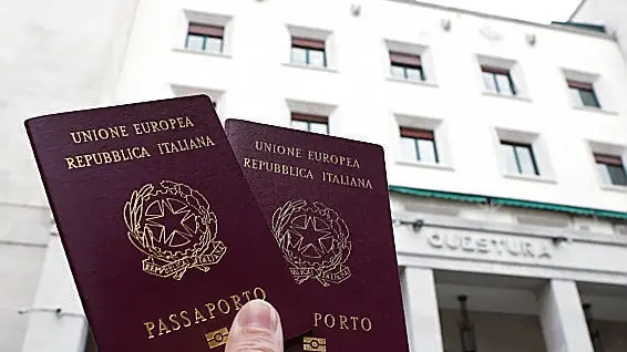 Fino a oggi i passaporti potevano essere richiesti solo alle Poste