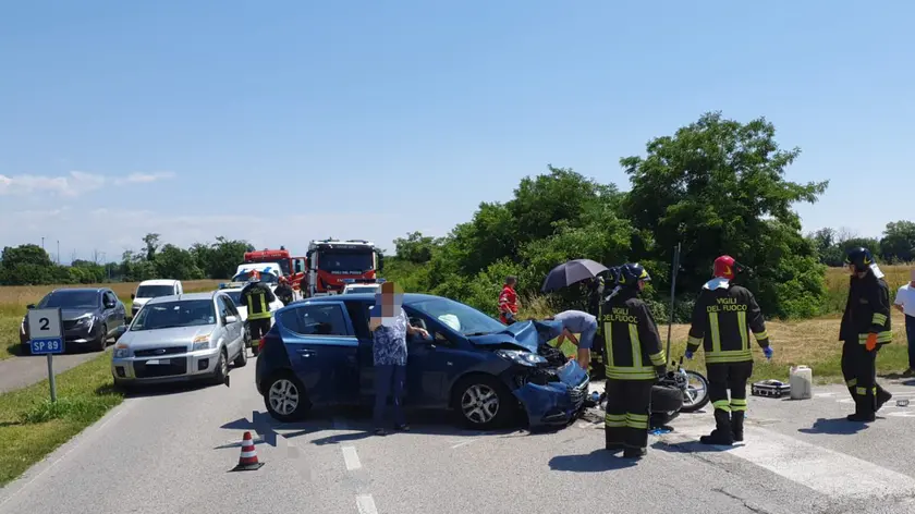 I soccorsi sul luogo dell'incidente a Campoformido