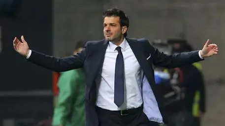 FILE- In this Tuesday, April 28, 2015 file photo, then Udinese coach Andrea Stramaccioni attends a Serie A soccer match between Udinese and Inter Milan at the Friuli stadium in Udine, Italy. Stramaccioni who has been the head coach of Sparta Prague since May, 2017, was fired after the team struggled, despite spending big on new players. (ANSA/AP Photo/Paolo Giovannini, File) [CopyrightNotice: Copyright 2018 The Associated Press. All rights reserved.]