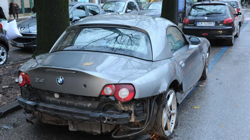 Udine 19 novembre 2013. Auto incidentata in Via Europa. Copyright Petrussi Foto Press - Diego Petrussi