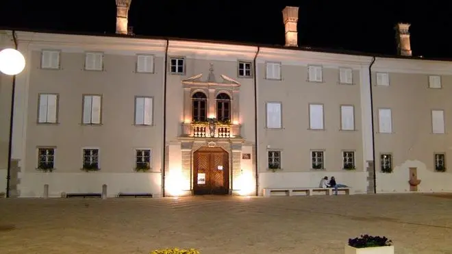 Bumbaca Gorizia Cormons, Palazzo Locatelli notturno