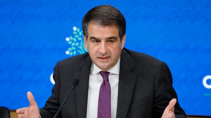 Raffaele Fitto, ministro per gli affari europei, le politiche di coesione e il PNRR durante la conferenza stampa a palazzo Chigi per la riunione della Cabina di regia per il PNRR e del Consiglio dei ministri, Roma, 24 giugno 2024. ANSA/FABIO FRUSTACI