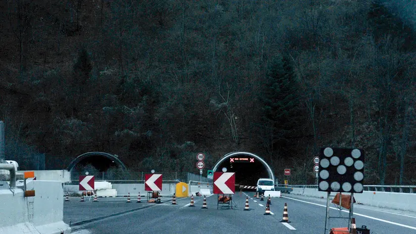 Tarvisio 10 gennaio 2020 Cartelli vlap forat e dogna A23 ©Foto Petrussi