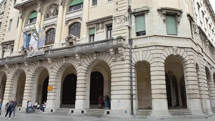 Udine 12 Novembre 2018 municipio Agenzia Petrussi foto Massimo Turco