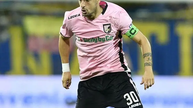 Foto LaPresse - Fabrizio Corradetti 16 - 06 - 2018 Frosinone ( Italia) Sport Calcio Frosinone - Palermo Playoff finale di ritorno Campionato di Calcio Serie B ConTe 2017-2018 - Stadio Benito Stirpe di Frosinone Nella foto: Ilija Nestorovski Photo LaPresse - Fabrizio Corradetti 16 - 06 - 2018 Frosinone (Italy) Sport Soccer Frosinone - Palermo Final return playoff Italian Football Championship League B ConTe 2017 2018 - Benito Stirpe Stadium of Frosinone In the pic: Ilija Nestorovski