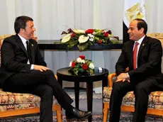 A handout picture released by the Egyptian Presidency shows Egyptian President Abdel Fattah al-Sisi (R) meeting with Italian Prime Minister Matteo Renzi (L) at the Egypt Economic Development Conference (EEDC), in the Red Sea resort of Sharm El-Sheikh, Egypt, 14 March 2015. Global business executives and government officials attend the Egypt Economic Development Conference in the resort town of Sharm al-Sheikh. EPA/EGYPTIAN PRESIDENCY / HANDOUT