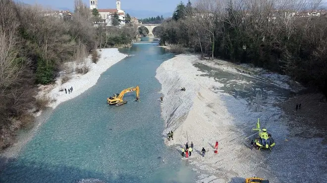 Cividale 3 Marzo 2014. Suicidio dal Ponte del Diavolo. Telefoto Copyright Petrussi Foto Press - Diego Petrussi
