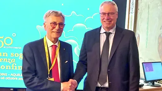 Mauro Bordin, presidente del Cr Fvg (a destra nella foto), accanto a Paolo Petiziol, presidente dell'associazione Mitteleuropa