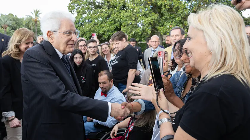 Il Presidente Sergio Mattarella nei Giardini del Palazzo del Quirinale, in occasione dell’apertura alle categorie fragili per la Festa Nazionale della Repubblica (foto di Francesco Ammendola - Ufficio per la Stampa e la Comunicazione della Presidenza della Repubblica)