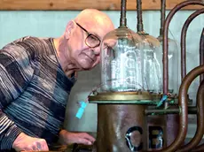 Benito Nonino aveva 90 anni e rappresentava la quarta generazione di distillatori, dopo il bisnonno Orazio, il nonno Luigi e il padre Antonio