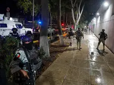 epa10990362 Soldiers guard the headquarters of the Specialized Prosecutor's Office for Organized Crime (Femdo) following the transfer of Nestor Isidro Garcia 'El Nini', alleged head of security of Los Chapitos criminal group, in Mexico City, Mexico, 22 November 2023. The Secretariat of Security and Citizen Protection (SSPC) of Mexico reported that the head of security of the Los Chapitos group, made up of the four sons of drug trafficker Joaquin 'El Chapo' Guzman, was arrested by agents of the Secretariat of National Defense (Sedena) in Sinaloa state capital Culiacan. EPA/Isaac Esquivel